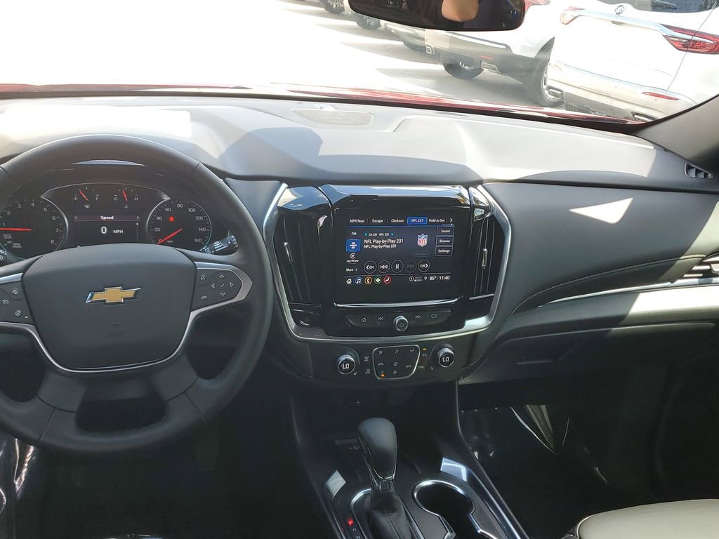 Certified 2023 Chevrolet Traverse LT image 18