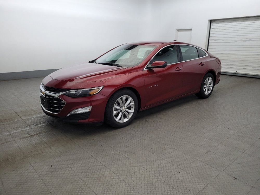Used 2019 Chevrolet Malibu LT w/ Driver Confidence Package II FWD image 2