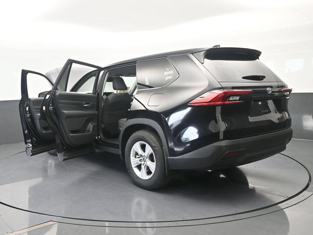 Used 2025 Toyota Grand Highlander FWD image 64