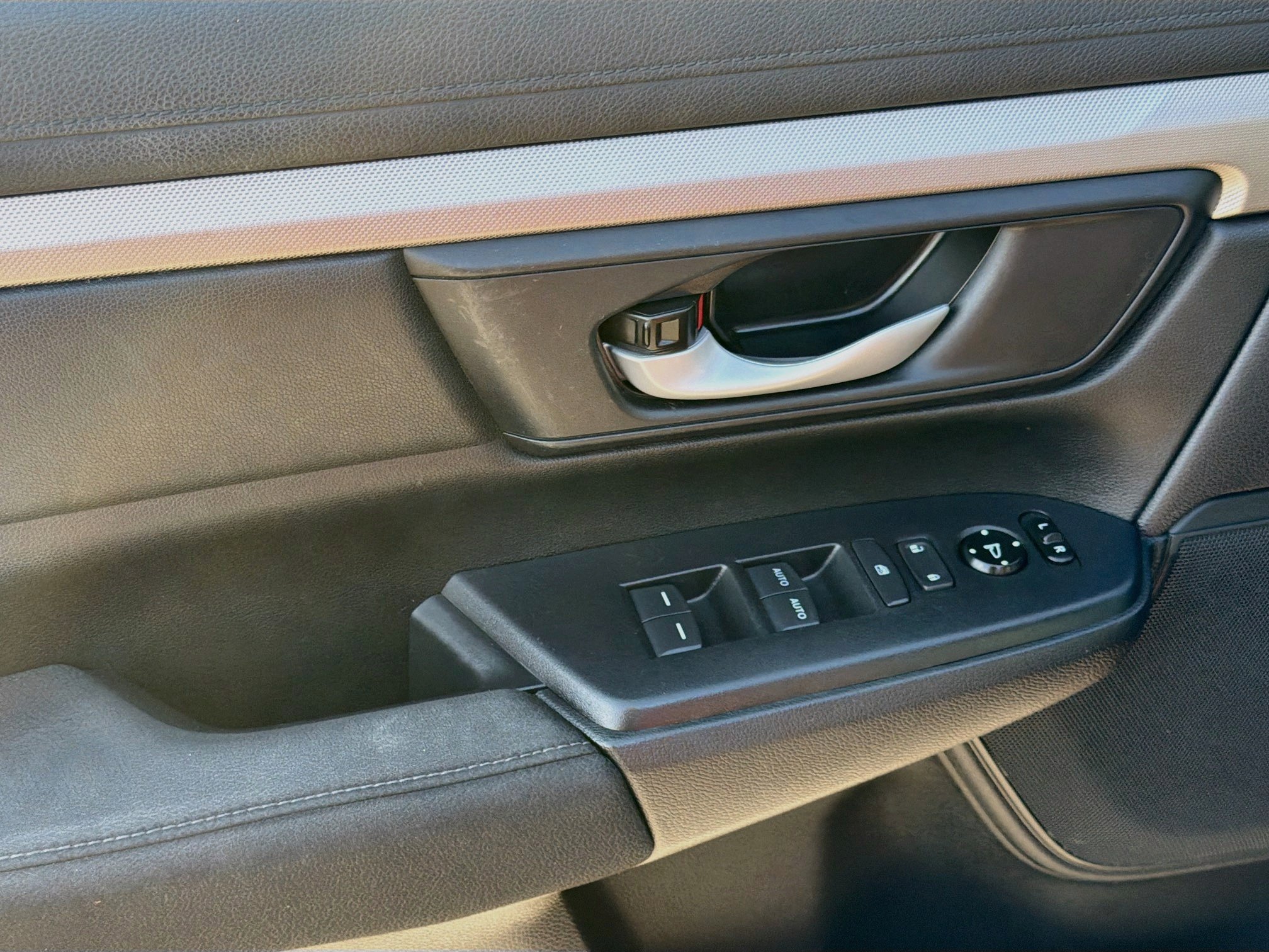 Certified 2021 Honda CR-V Special Edition image 16