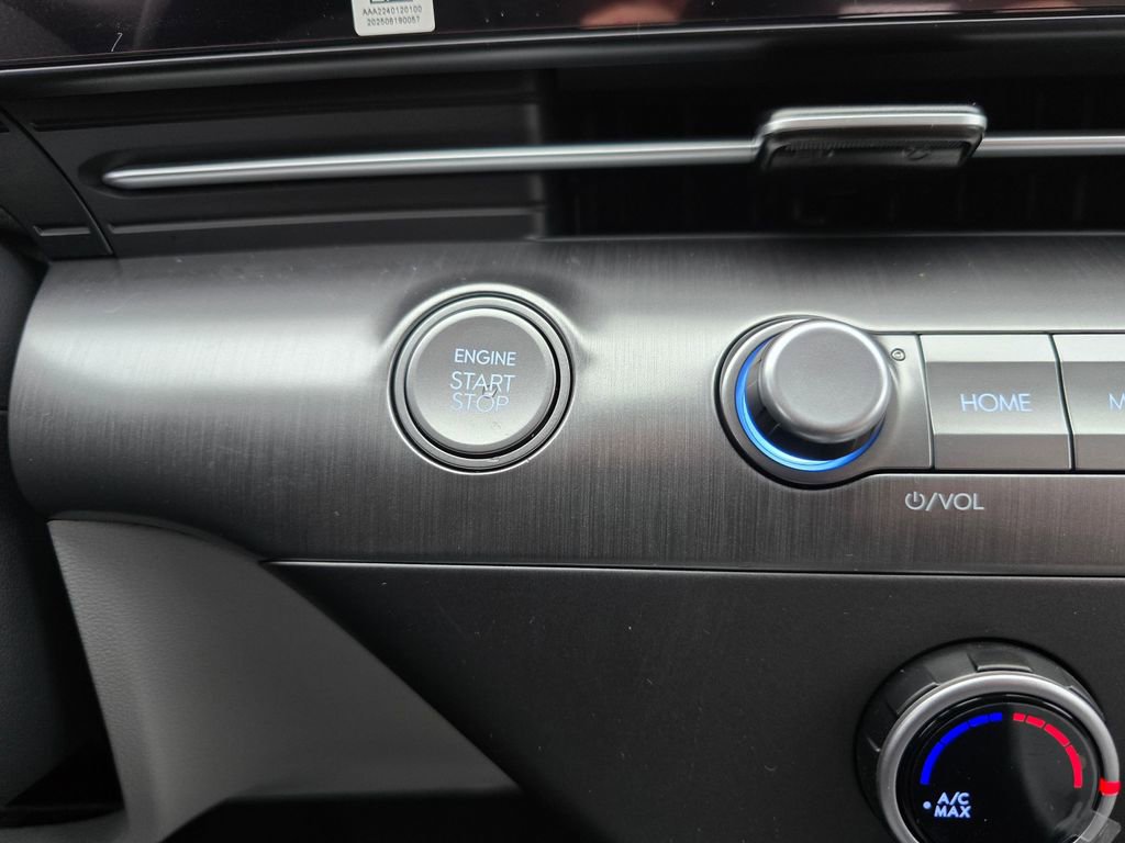 New 2026 Hyundai Kona SE AWD/4WD image 23