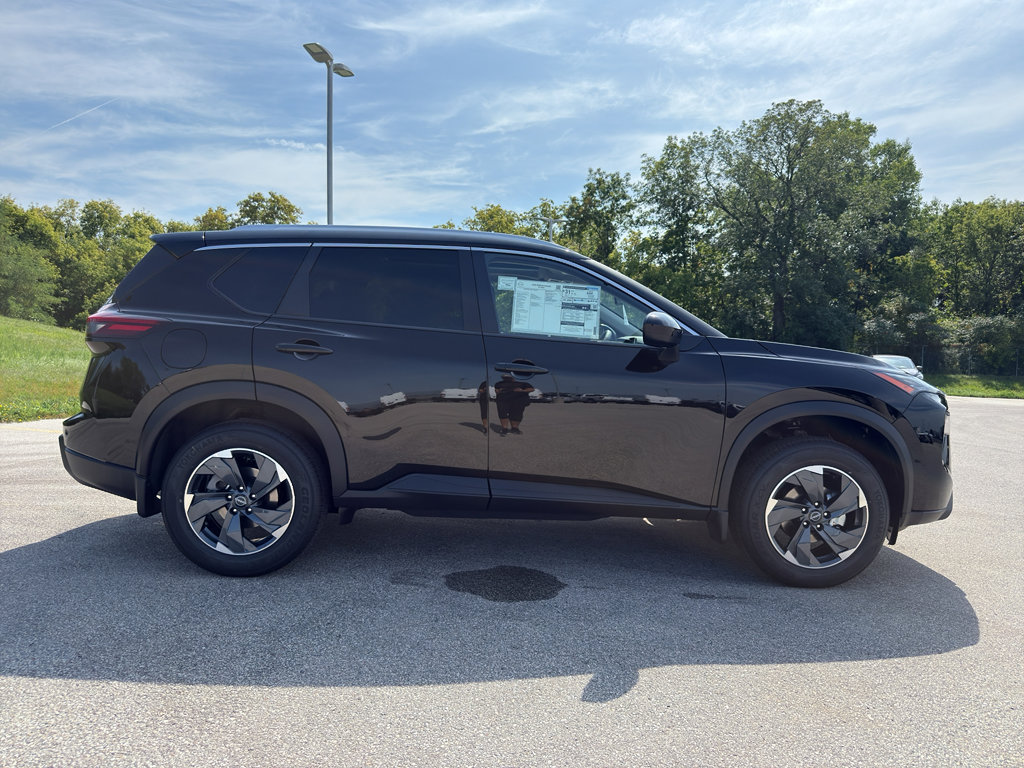 New 2026 Nissan Rogue SV w/ SV Premium Package image 4