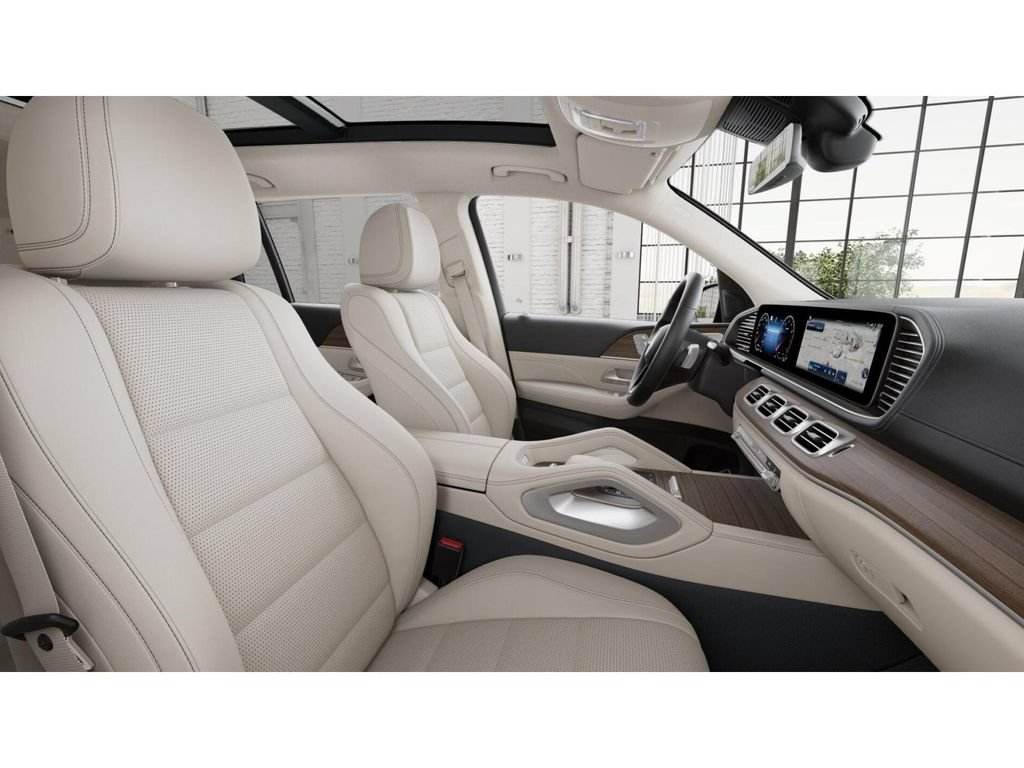 New 2026 Mercedes-Benz GLS 450 4MATIC image 4
