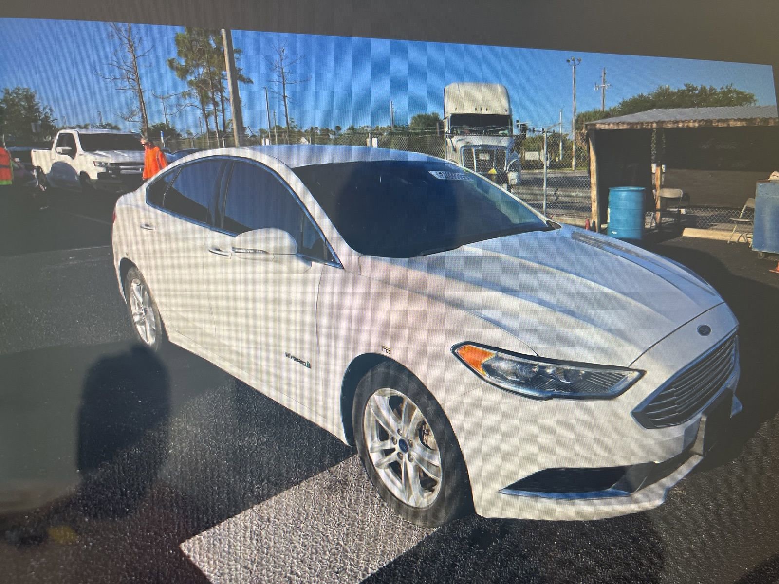 Used 2018 Ford Fusion SE w/ Equipment Group 602A FWD image 5
