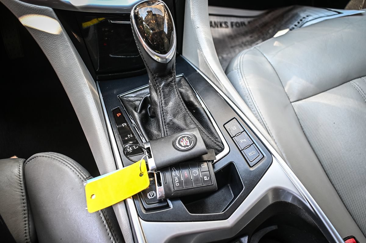 Used 2014 Cadillac SRX Performance w/ Driver Awareness Package AWD/4WD image 11