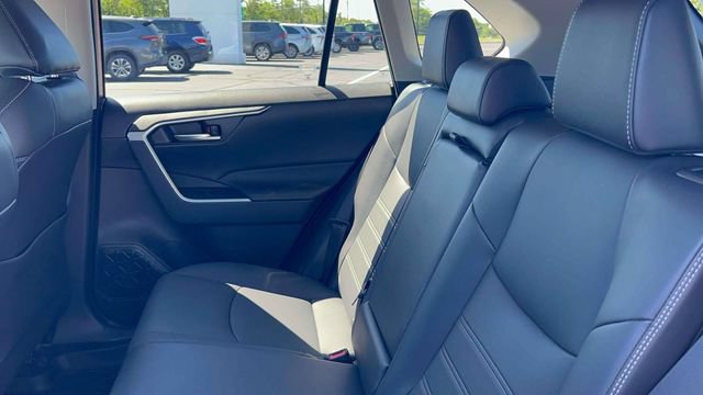 Used 2023 Toyota RAV4 XLE Premium AWD/4WD image 28