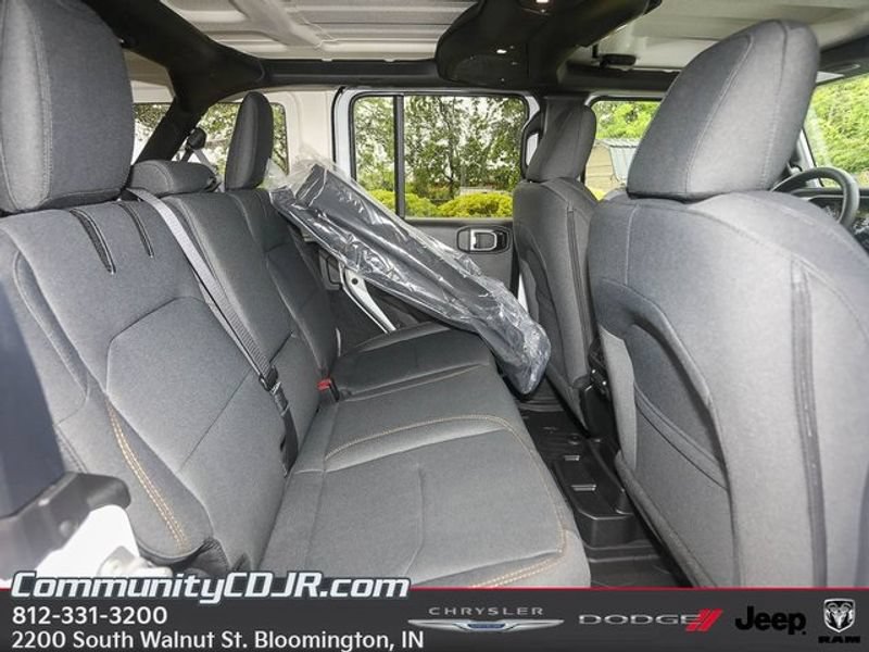 New 2025 Jeep Wrangler Unlimited Sport S 4xe w/ Convenience Group AWD/4WD image 17