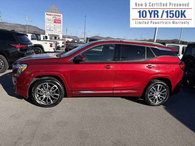 Used 2023 GMC Terrain Denali w/ Denali Premium Package image 10
