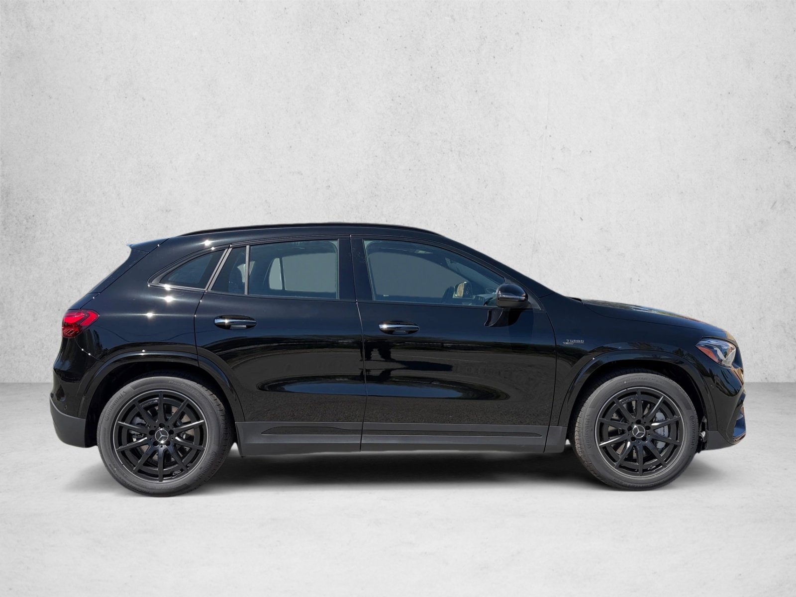 New 2026 Mercedes-Benz GLA 35 AMG 4MATIC video 4