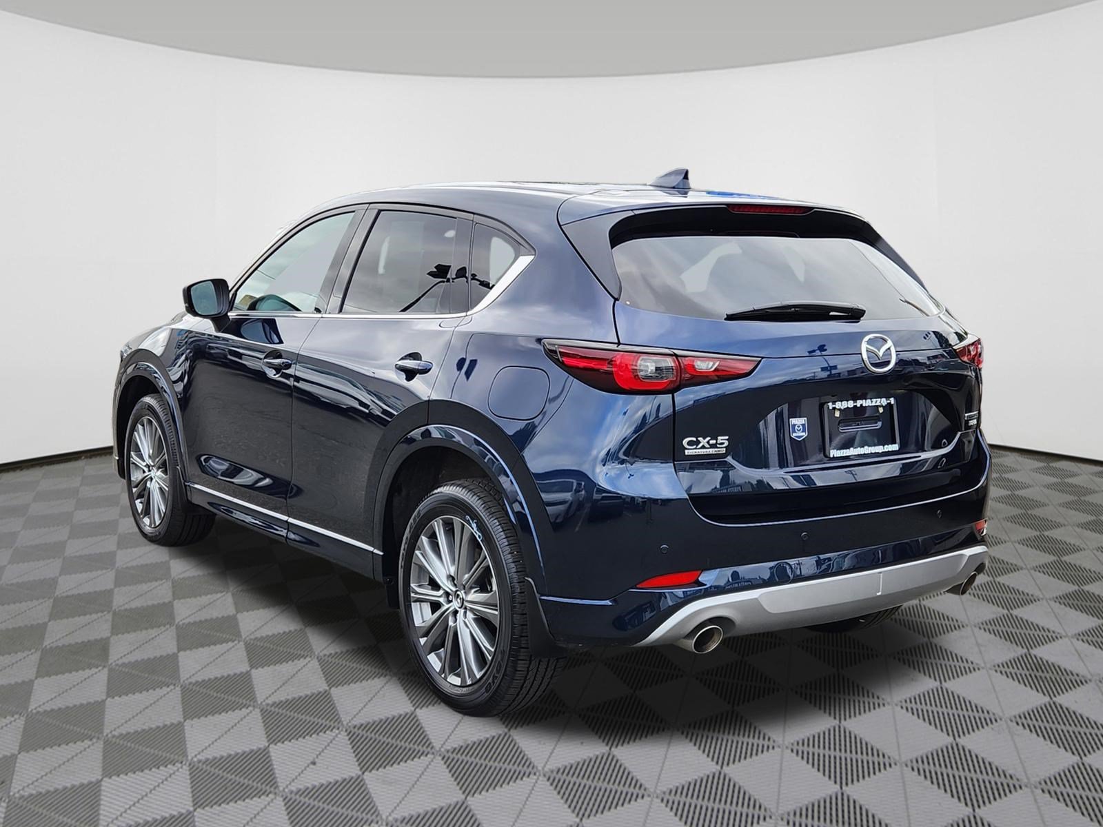 Certified 2025 MAZDA CX-5 Signature AWD/4WD image 3