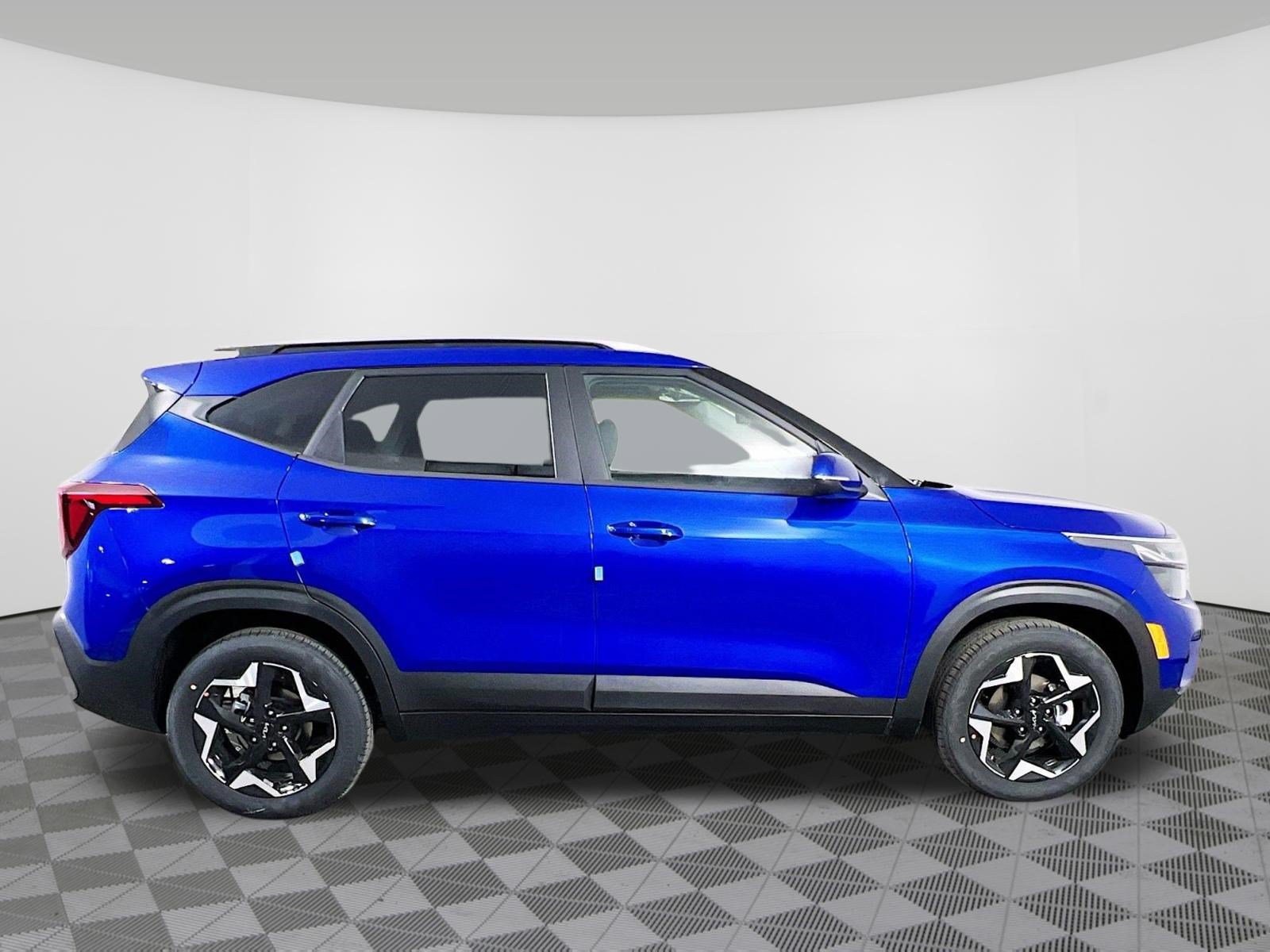 New 2026 Kia Seltos S FWD image 32