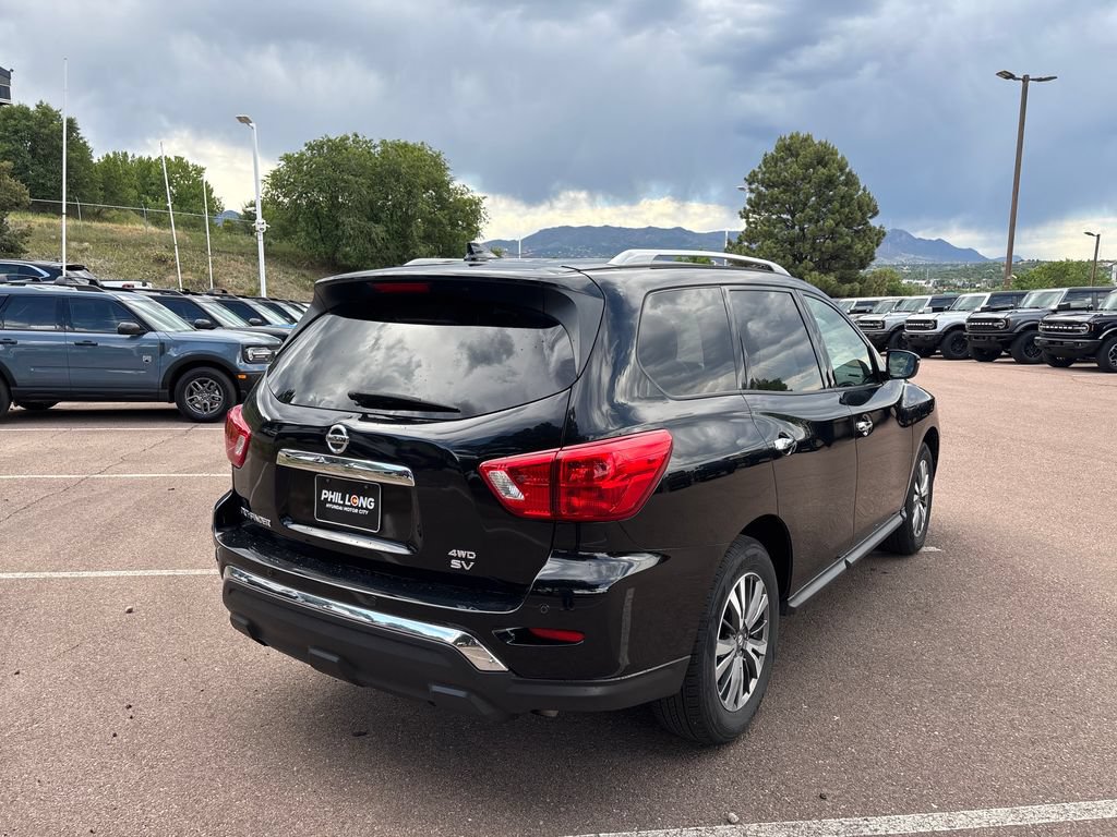 Used 2020 Nissan Pathfinder SV AWD/4WD image 5