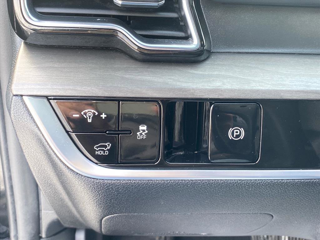 Used 2024 Kia Sportage X-Line w/ X-Line Premium Package image 23