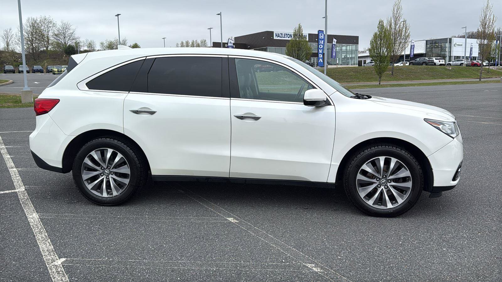 Used 2016 Acura MDX SH-AWD w/ Technology Package image 3