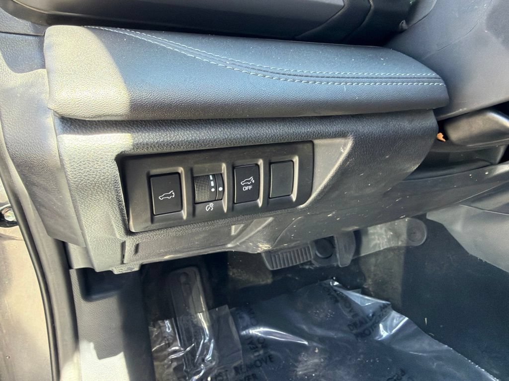 Used 2023 Subaru Outback Limited XT AWD/4WD image 21