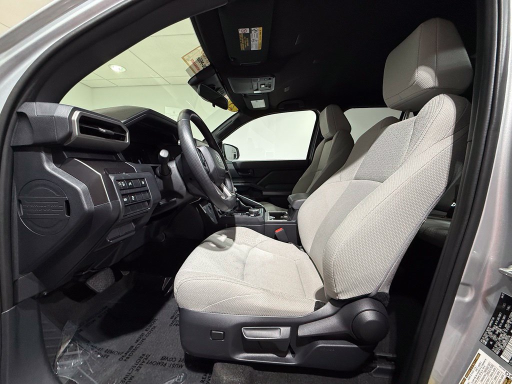 Certified 2025 Toyota 4Runner SR5 AWD/4WD image 13
