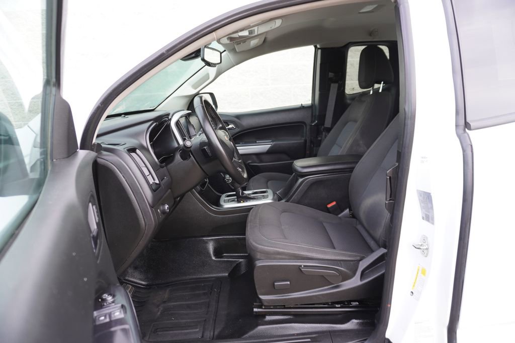 Used 2022 Chevrolet Colorado LT w/ Fleet Safety Package image 13