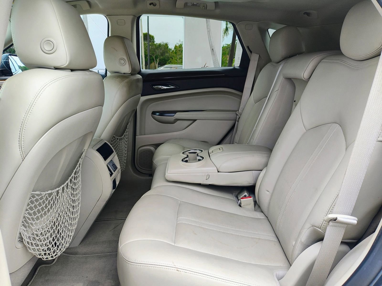 Used 2013 Cadillac SRX Luxury image 16