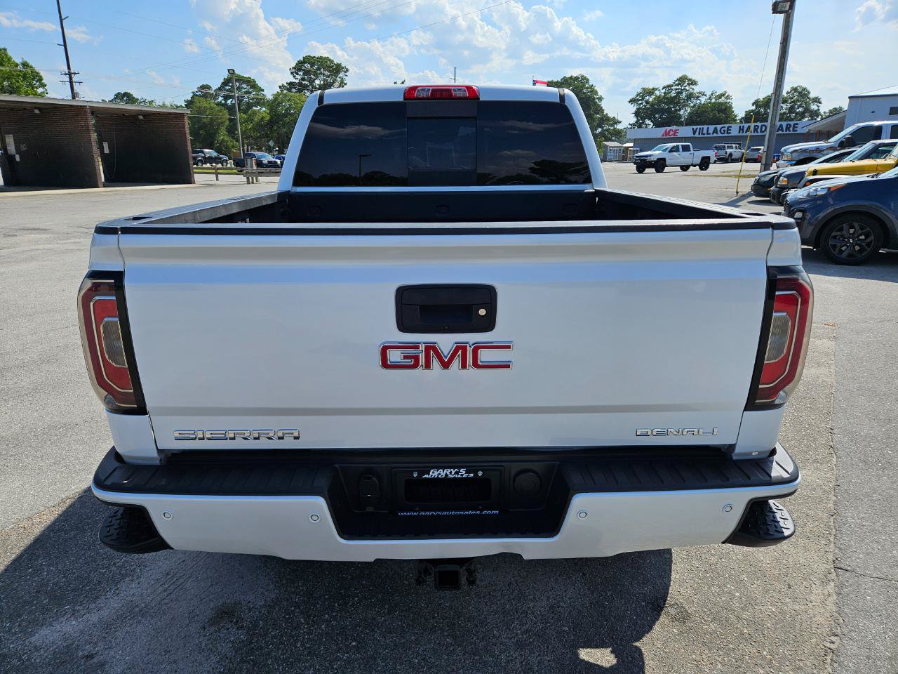 Used 2016 GMC Sierra 1500 Denali w/ Enhanced Driver Alert Package AWD/4WD image 5