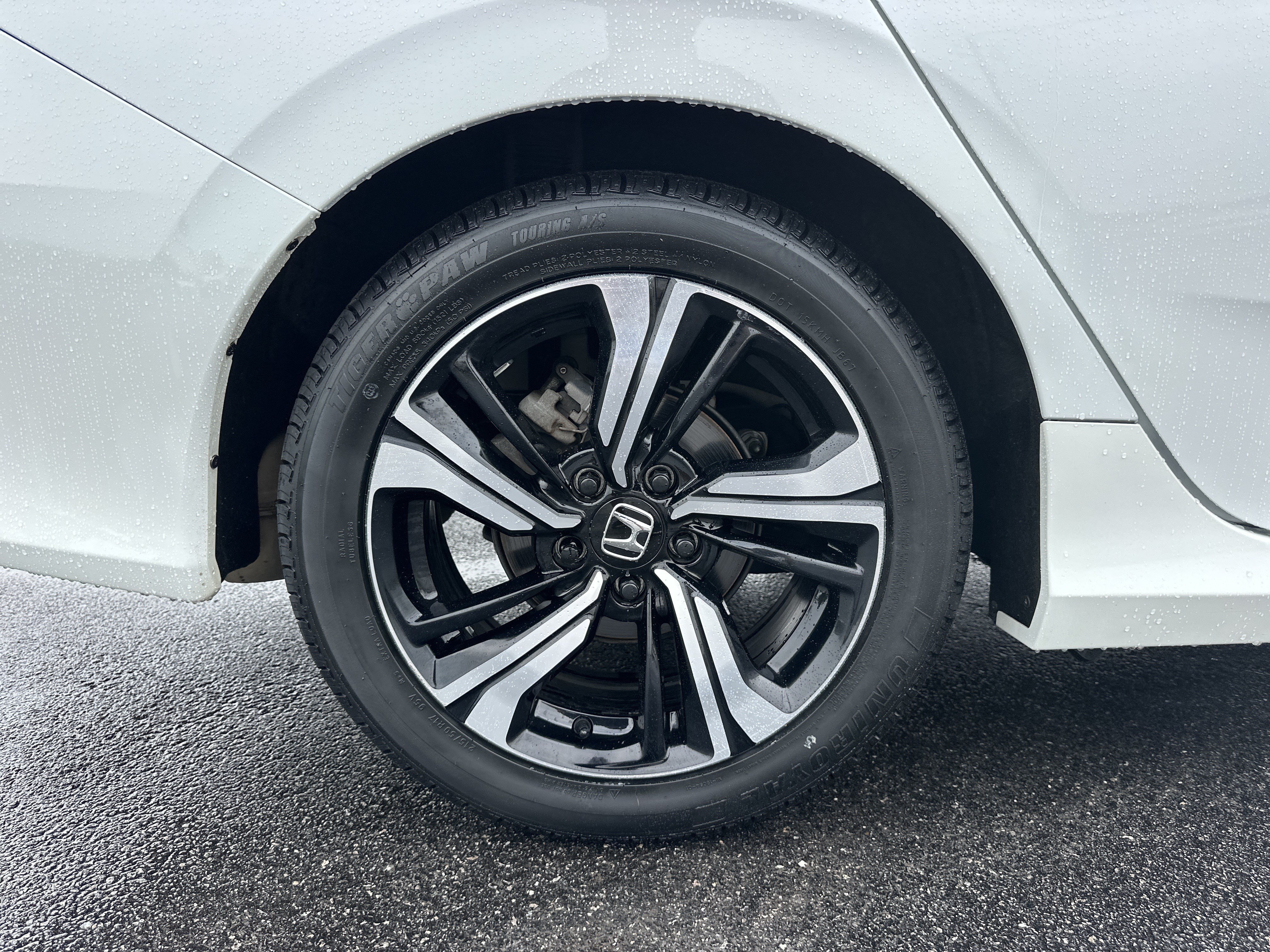 Used 2016 Honda Civic Touring image 20