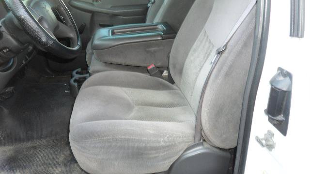 Used 2006 Chevrolet Silverado 1500 W/T RWD image 16