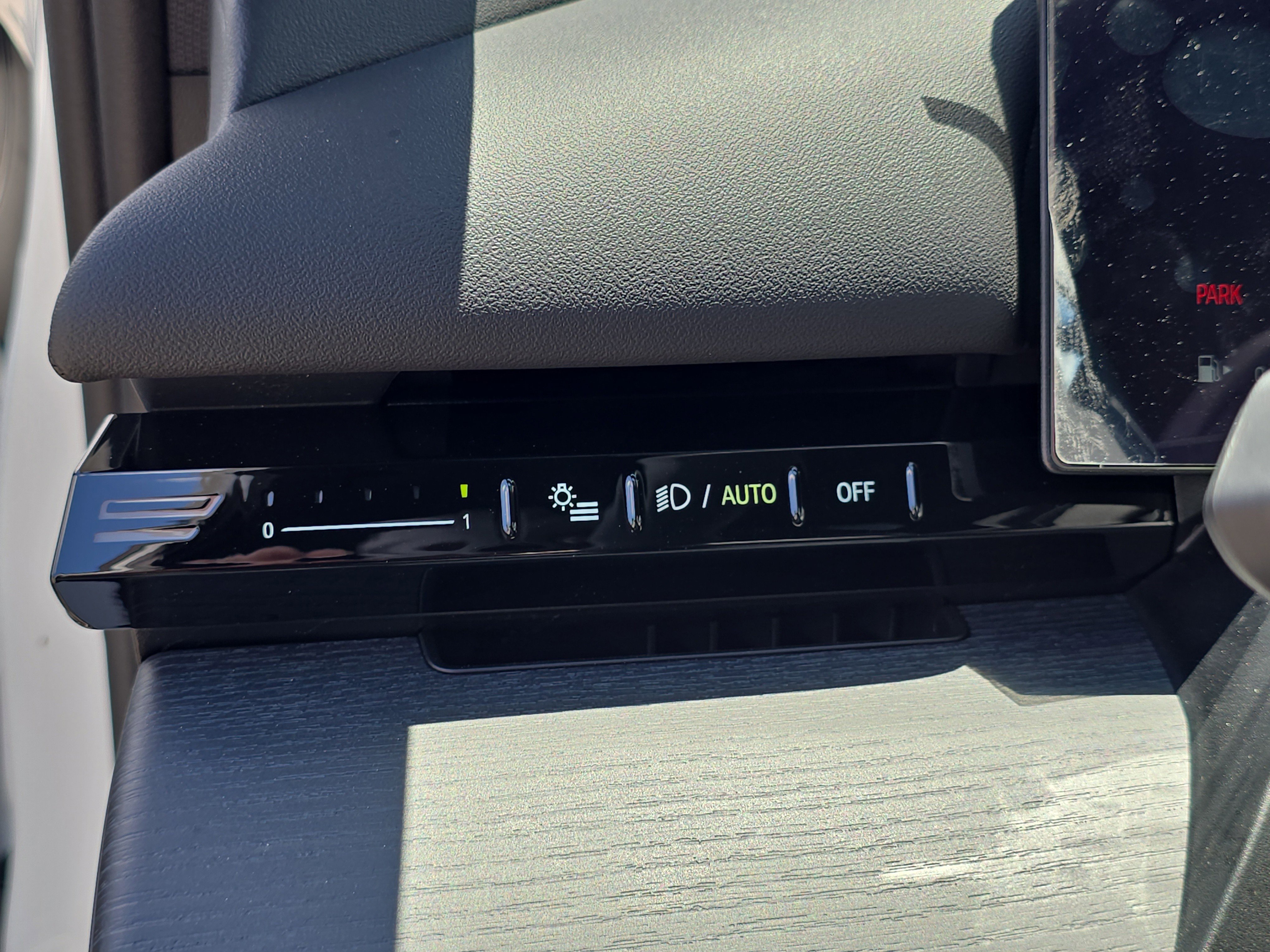 New 2026 BMW 530i xDrive w/ M Sport Package image 29