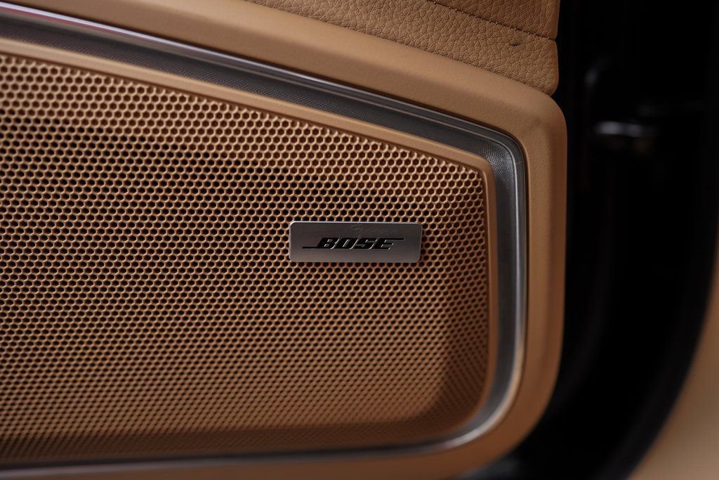 Used 2022 Porsche Panamera Platinum Edition image 36