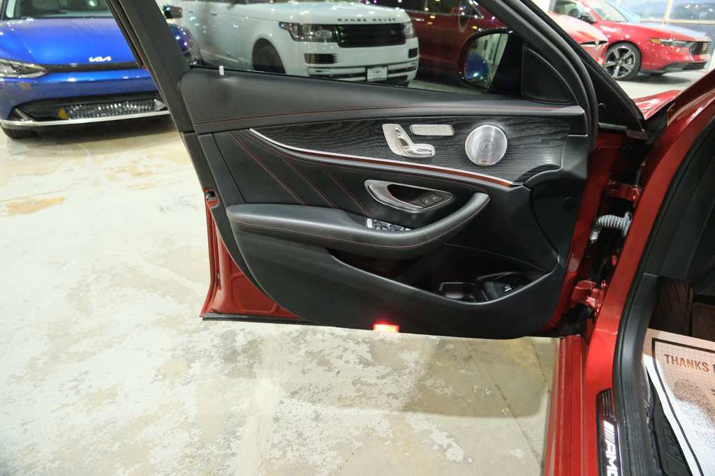 Used 2018 Mercedes-Benz E 43 AMG 4MATIC Sedan image 18
