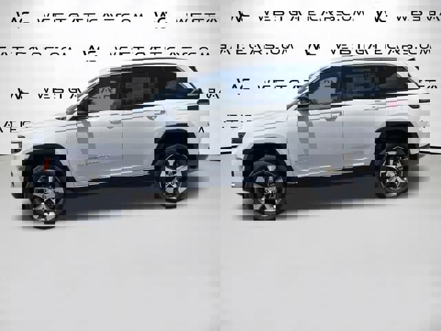 New 2024 Jeep Grand Cherokee Limited w/ Black Appearance Package image 7