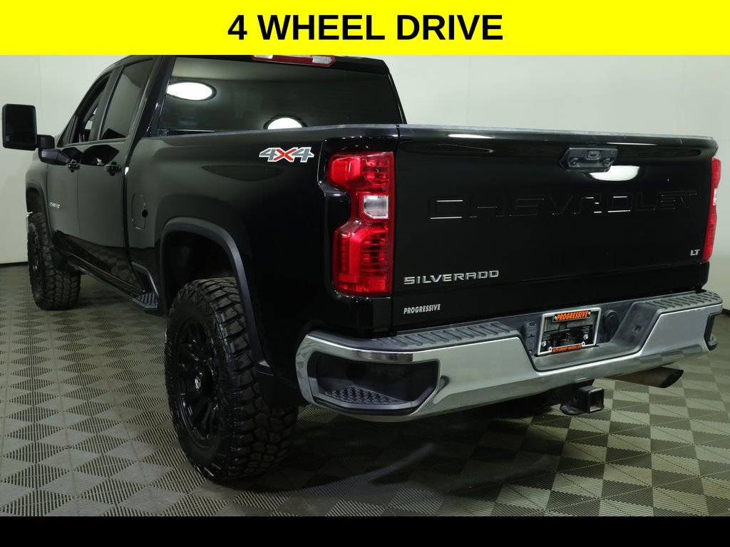 Used 2024 Chevrolet Silverado 2500 LT w/ Convenience Package image 12