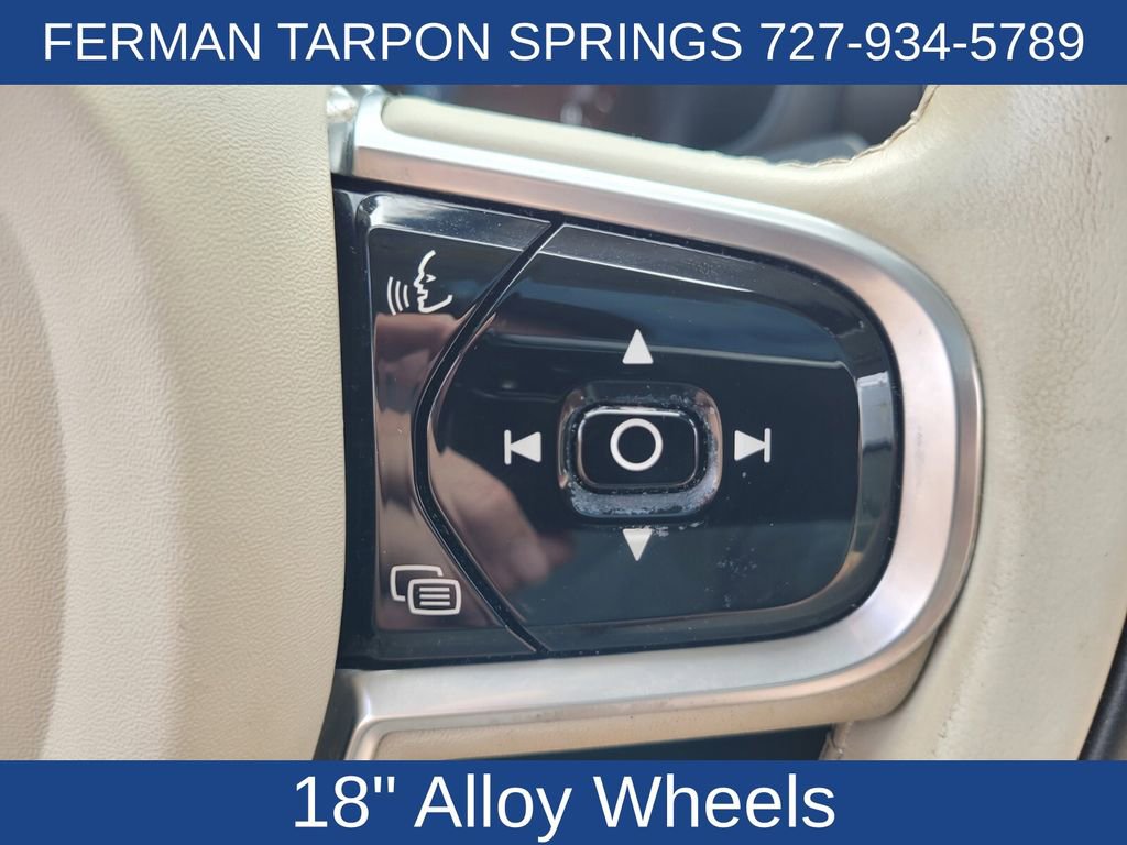 Used 2020 Volvo S60 T5 Momentum image 29