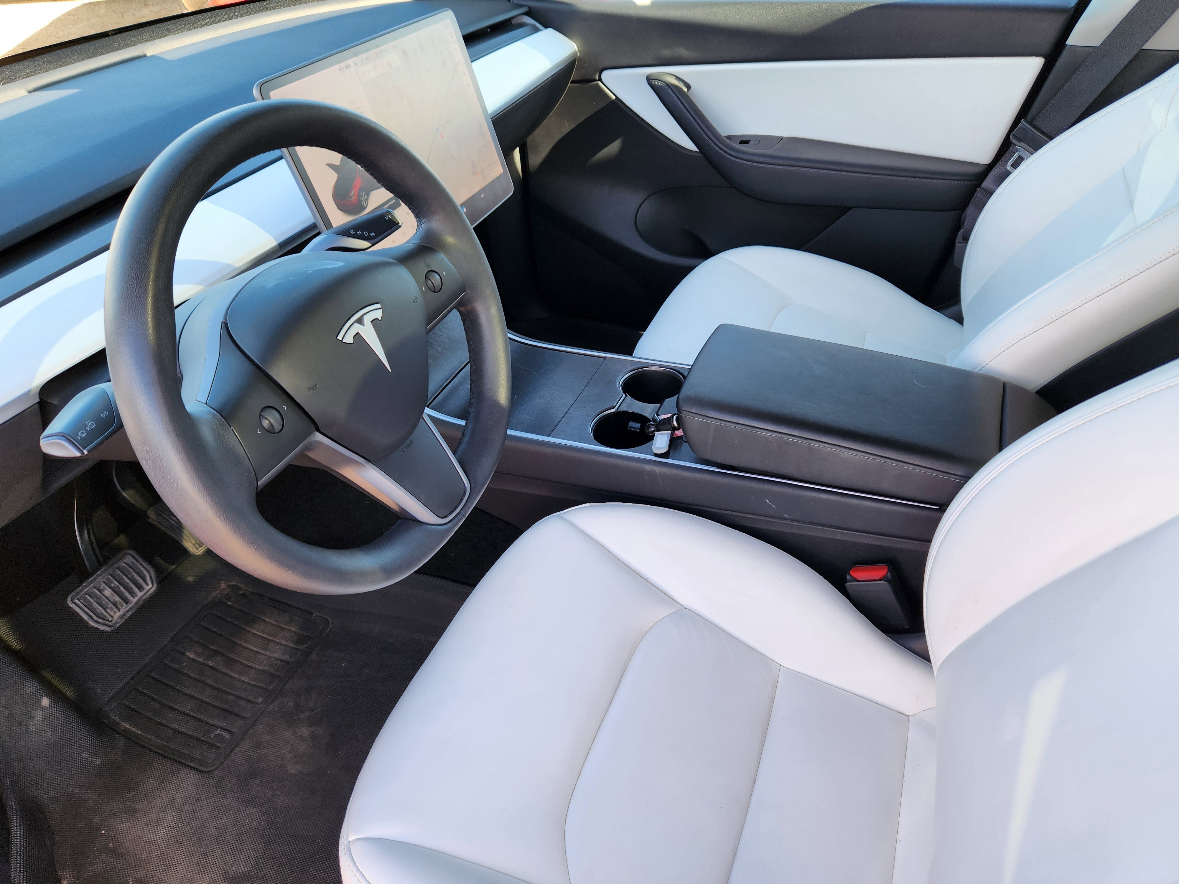 Used 2020 Tesla Model Y Long Range image 10