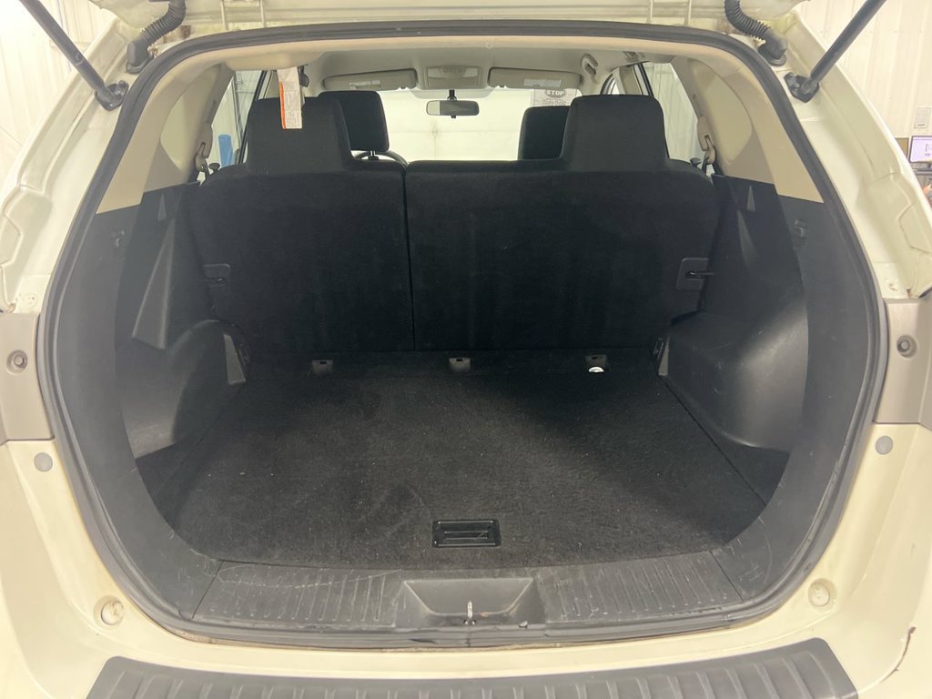Used 2013 Nissan Rogue SV AWD/4WD image 23