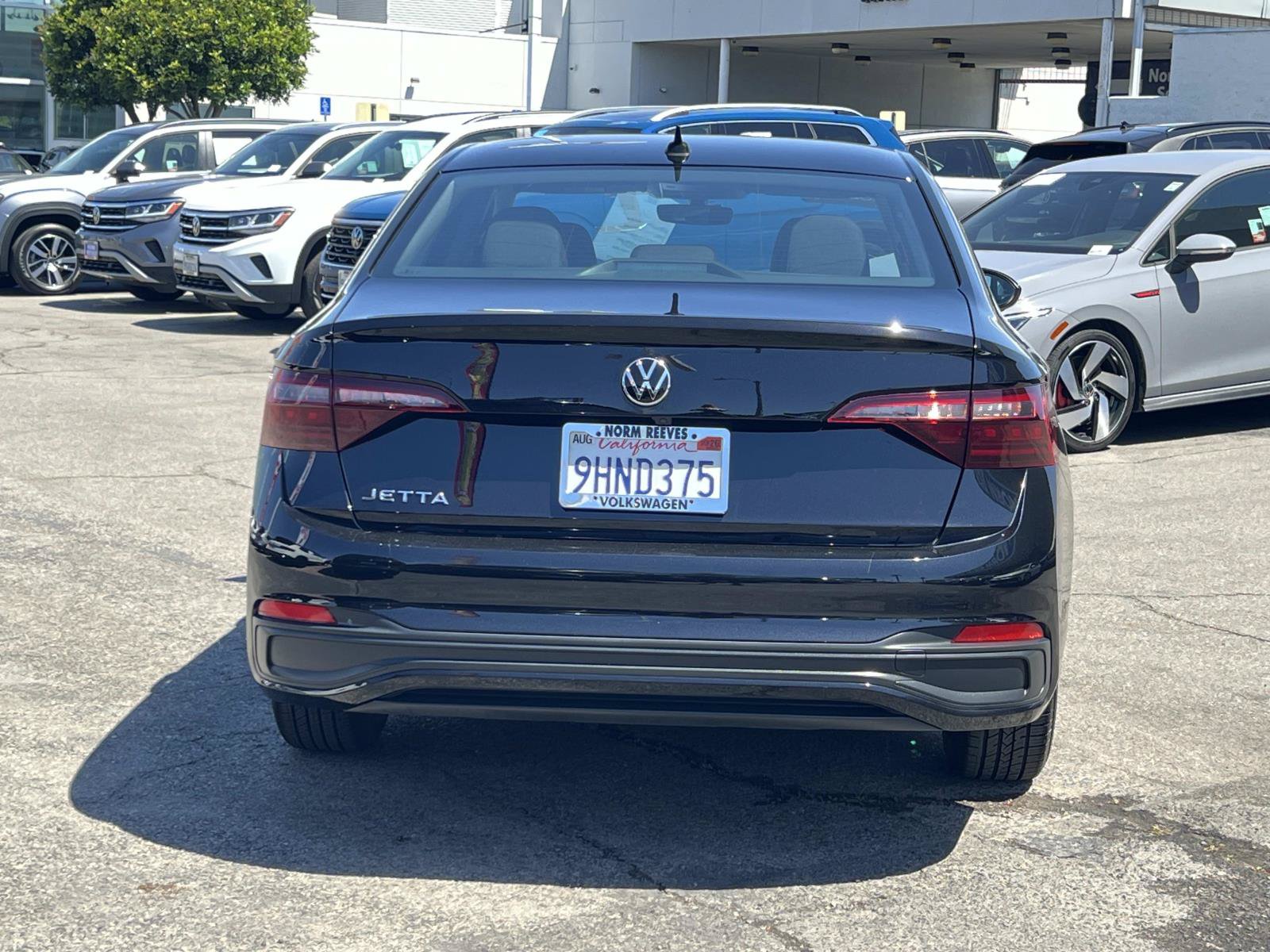 Certified 2023 Volkswagen Jetta S FWD image 32