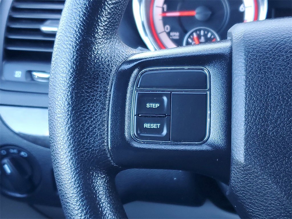 Used 2020 Dodge Grand Caravan SE image 11