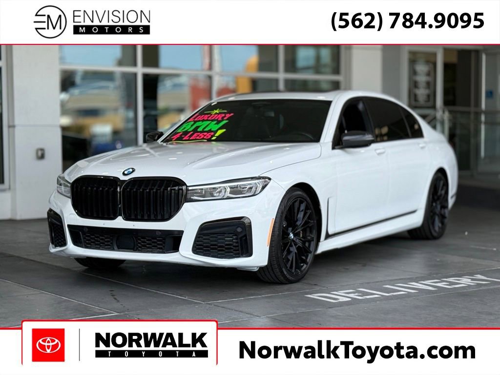 Used 2022 BMW 740i w/ M Sport Package image 1