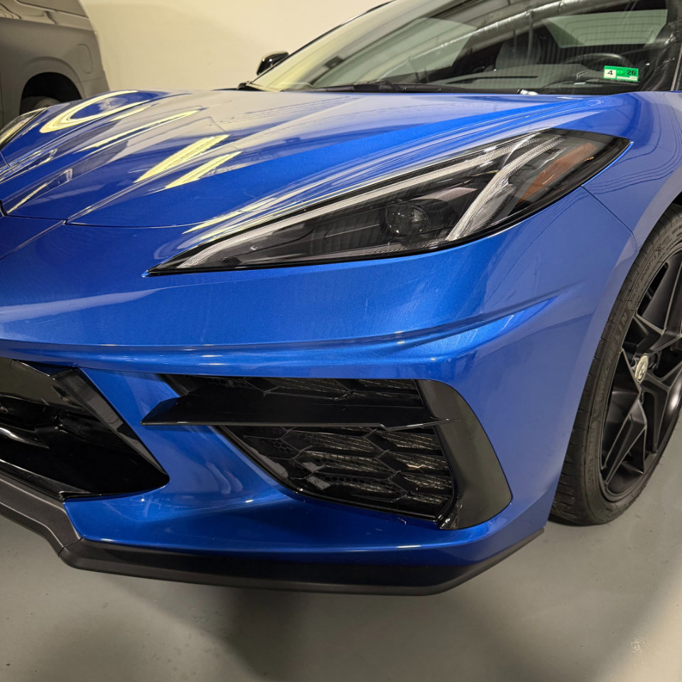 Used 2022 Chevrolet Corvette Stingray Preferred Conv w/ Z51 Performance Package RWD image 5