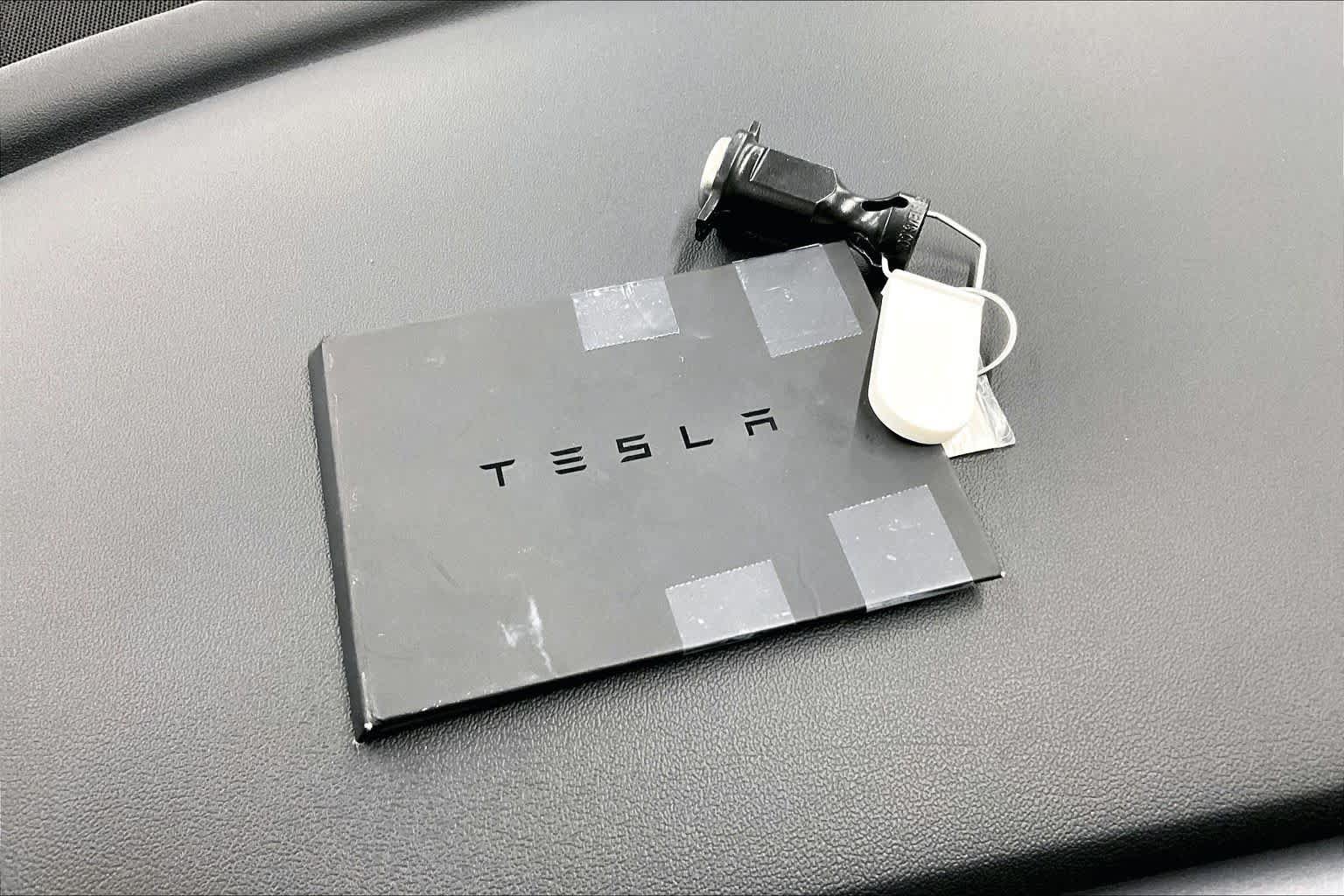 Used 2023 Tesla Model Y Long Range AWD/4WD image 14