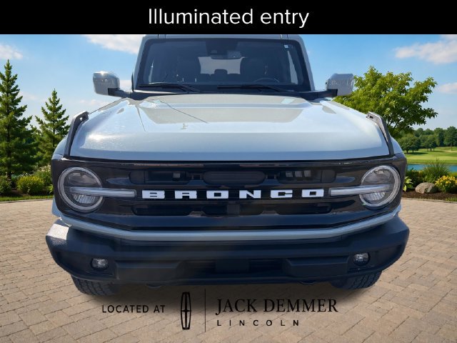 Used 2023 Ford Bronco Outer Banks AWD/4WD image 11
