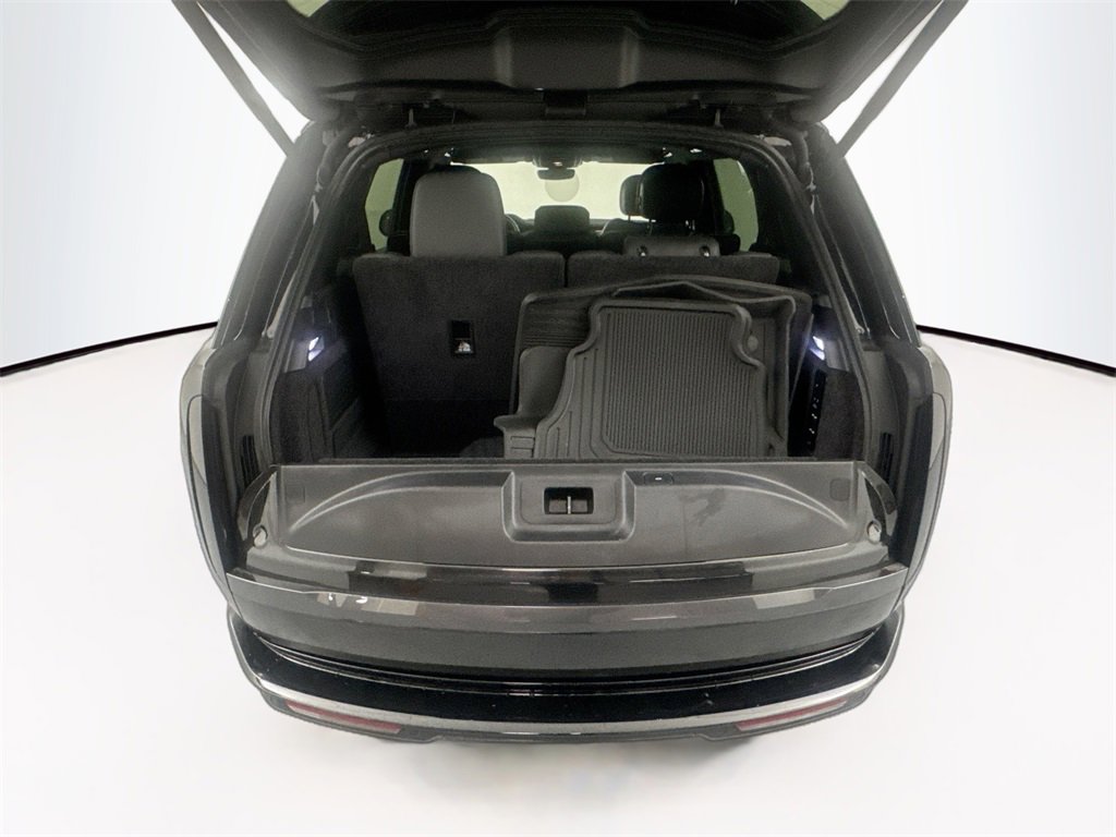 Used 2024 Land Rover Range Rover Long Wheelbase SE image 26