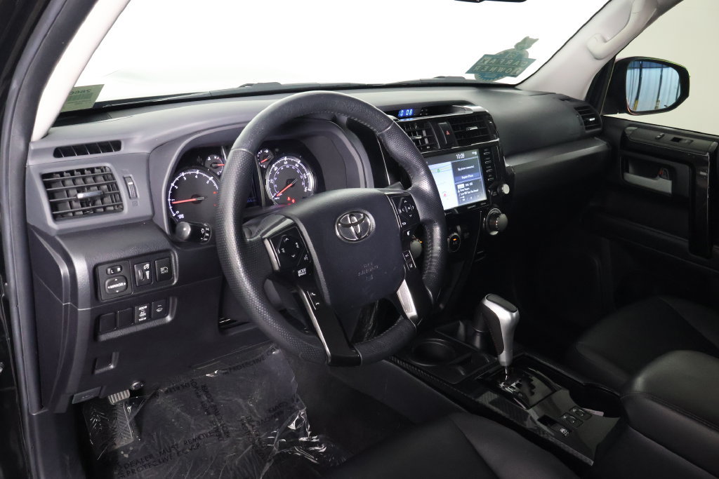 Used 2024 Toyota 4Runner TRD Off-Road Premium AWD/4WD image 7
