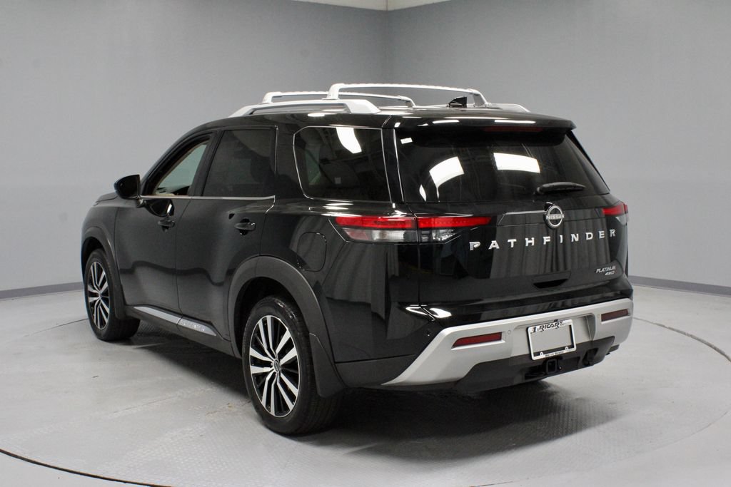 Certified 2025 Nissan Pathfinder Platinum w/ Cargo Package AWD/4WD image 9