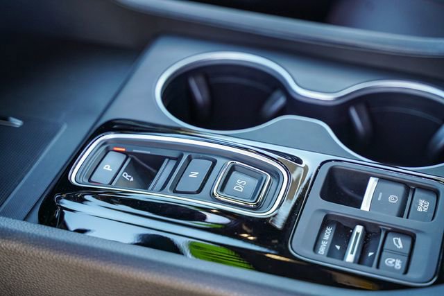 Used 2025 Honda Pilot Black Edition image 20