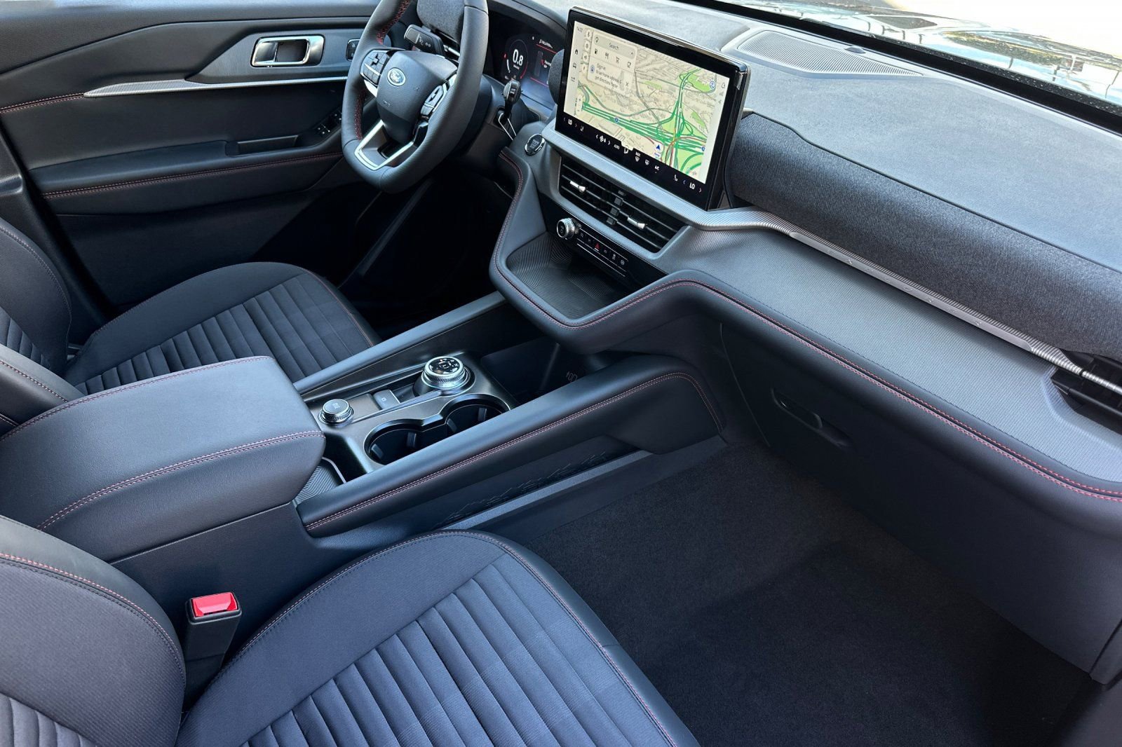 New 2026 Ford Explorer ST-Line w/ ST-Line Street Pack RWD image 16