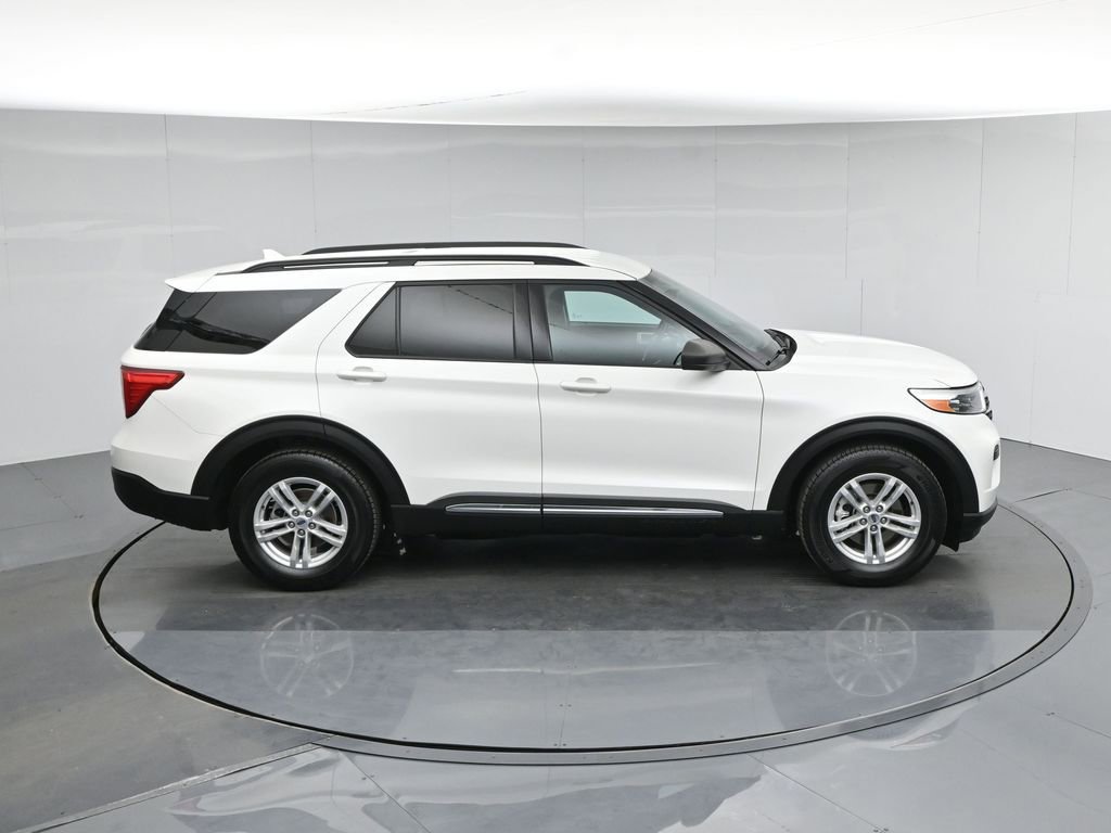 Certified 2022 Ford Explorer XLT image 45