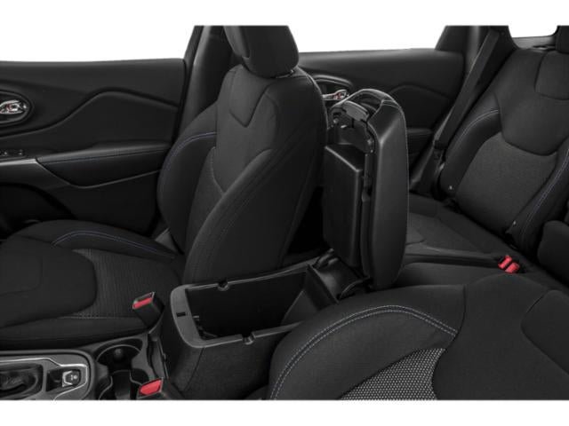 Used 2021 Jeep Cherokee Latitude Plus AWD/4WD image 15