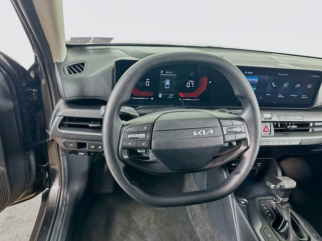 Used 2025 Kia K4 LX image 18