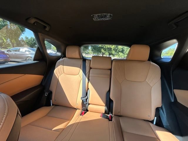 Used 2024 Lexus RX 350 Premium w/ Accessory Package (Z1) AWD/4WD image 28