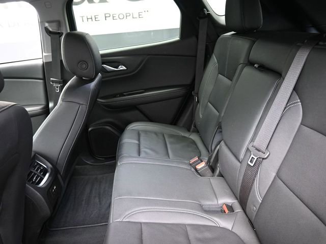 Used 2024 Chevrolet Blazer LT w/ LPO, Black Grille Bar Package image 22