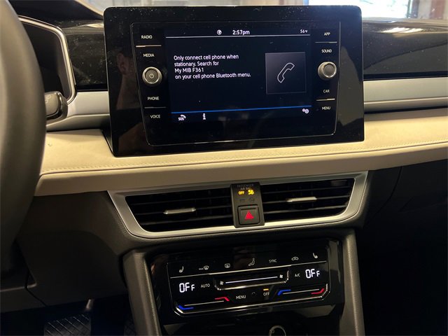 New 2026 Volkswagen Taos SE image 16